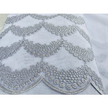 Hímzett fehér voile ALAP 280 cm